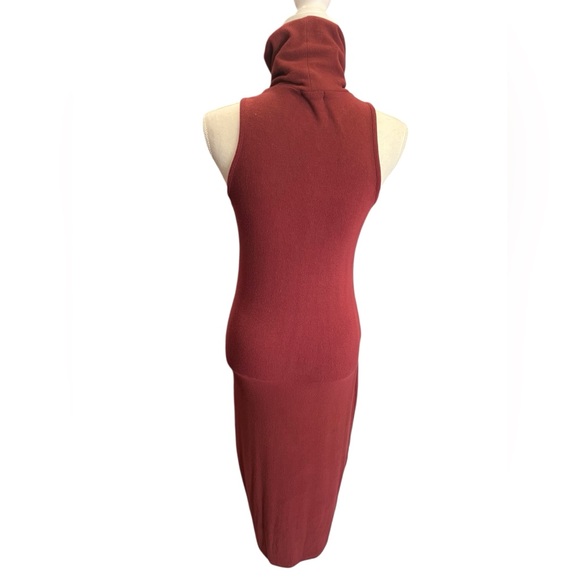 Gianni Bini Burgundy Sleeveless Mock Neck Ribbed Midi Sweater Dress - Size M - Picture 3 of 11